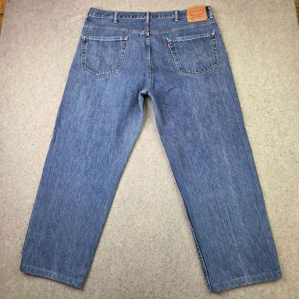 Levis 550 Jeans Mens 42x30 Light Wash Blue Relaxed‎ Tapered Denim Casual
